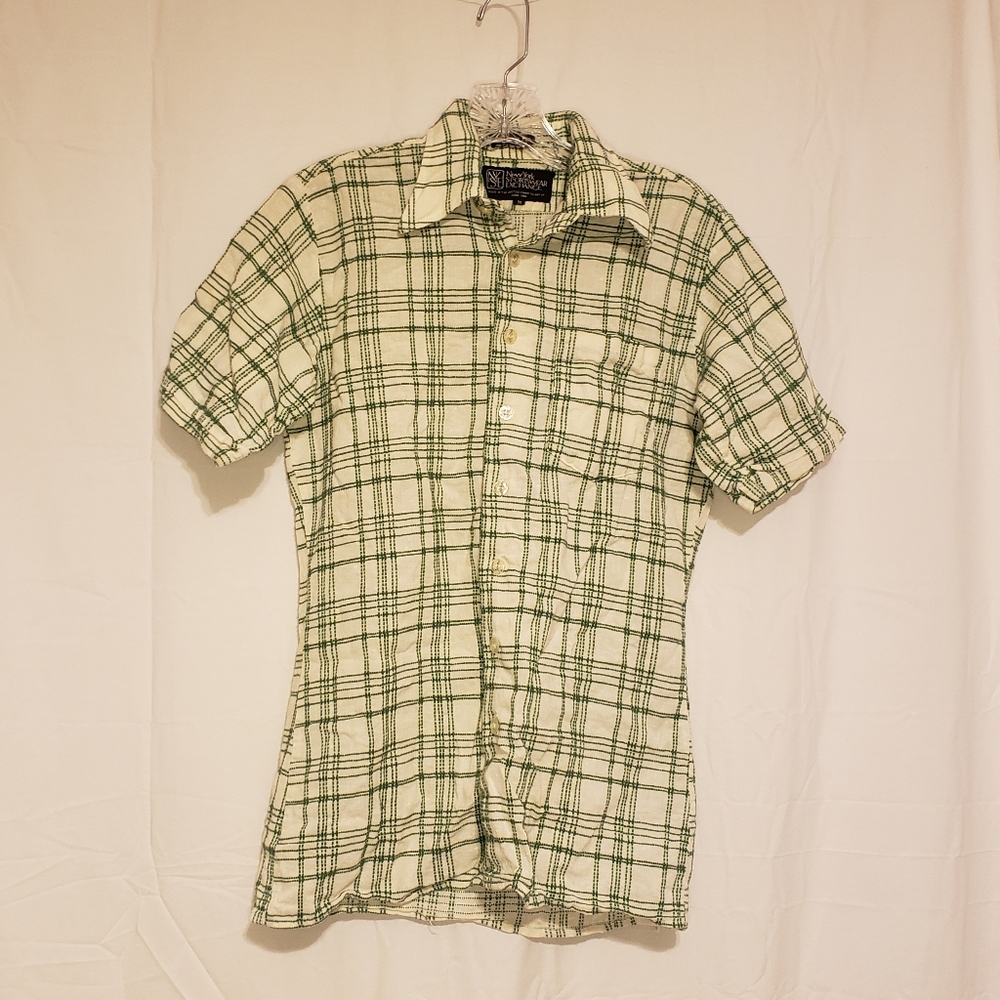 New York Sportswear Exchange Medium Button Down Shirt